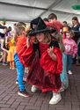 Kinderen genieten ten volle van carnavalsfeest