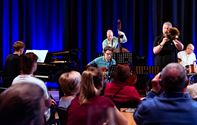 Jonge en ervaren muzikanten sluiten jazzseizoen af
