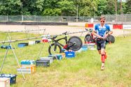 Triatlon: Tuur Lemmens en Joris Aerden de snelsten