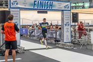 Triatlon: Tuur Lemmens en Joris Aerden de snelsten