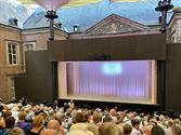 Neos woonde zomeropera bij