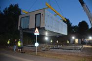 Vijf afgewerkte huizen in één nacht