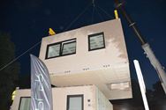 Vijf afgewerkte huizen in één nacht