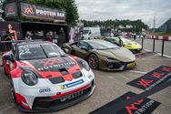 Massa volk voor tweede dag Supercar Madness