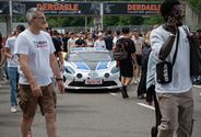 Massa volk voor tweede dag Supercar Madness