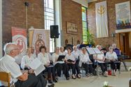 Volle kerk voor priesterjubileum pastoor Guido
