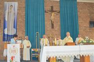 Volle kerk voor priesterjubileum pastoor Guido