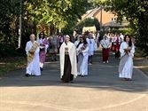 Sacramentsprocessie trok uit onder stralende zon