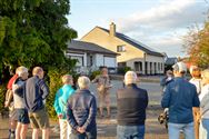 Gelovigen op pad voor zomertocht in Berkenbos