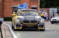 Massale belangstelling voor parade 24 Uren Zolder