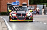 Massale belangstelling voor parade 24 Uren Zolder