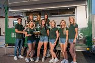 Een zomers avondje lachen op het Marktplein