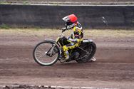 Ben Iken wint Gouden Helm na ingekort programma