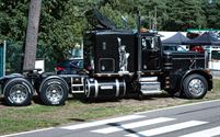 De racetrucks hebben al van katoen gegeven