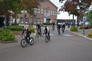 Jasper en Jordi fietsten mee met de politie