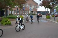 Jasper en Jordi fietsten mee met de politie