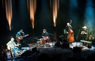 Country Mavericks eert groten van de country