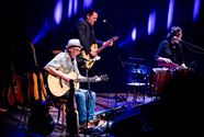 Country Mavericks eert groten van de country