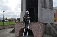 Monumentenwachters oefenen 55 meter hoog