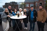 Carnavalsvlaggen wapperen in Heusden-Dorp