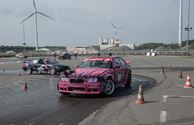 Massa volk voor auto's, show en DDT op Race Wars