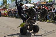 Stuntrijders als blikvanger bij de Solo Riders