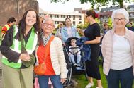 Met zijn allen op Lentewandeling door Heusden