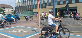Enkele tientallen deelnemers aan Zomerfietstocht