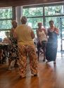 Muziek van The Mixties en bloemen voor Mariette