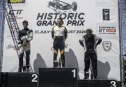 De kranige oudjes in volle actie op Historic GP