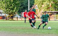 Geblesseerde speler domper op voetbalontmoeting