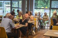 Gerard en Jan sloten zomerterras Zandloper af
