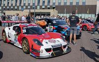 Massa volk voor parade van 24 Uren van Zolder