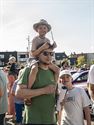 Massa volk voor parade van 24 Uren van Zolder