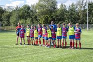 Rugbydames verkopen hun huid duur op benefiet