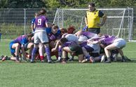 Rugbydames verkopen hun huid duur op benefiet