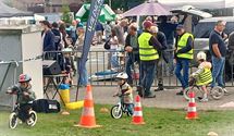 De zon kwam tevoorschijn voor Zolder Leeft