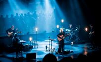Het vuur van de straat gloeit n protestsongs